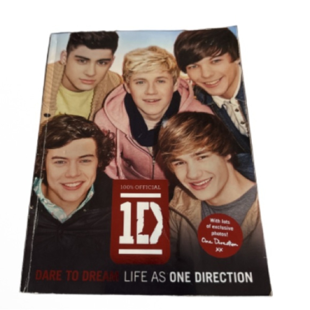 1D Official Book with Red and White Cover